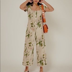 NWT $248 Lisa Says Gah “Rita” Jumpsuit in Floral Print Sz Large Fits Medium Rare